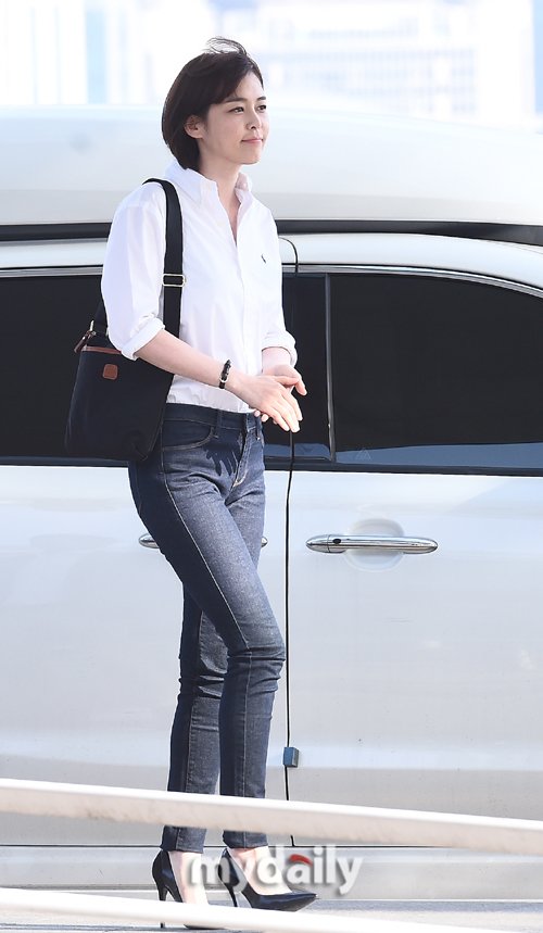 Lee Hana  Photoshoot
