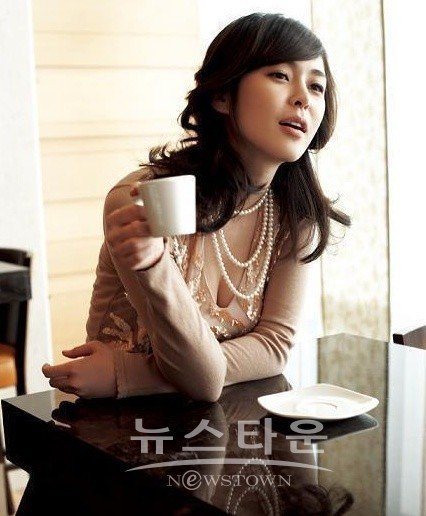 Lee Hana  Photoshoot