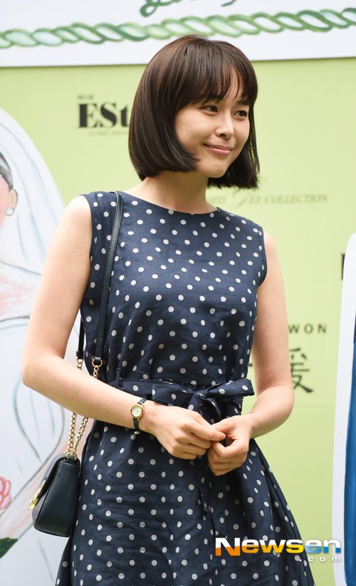 Lee Hana  Photoshoot