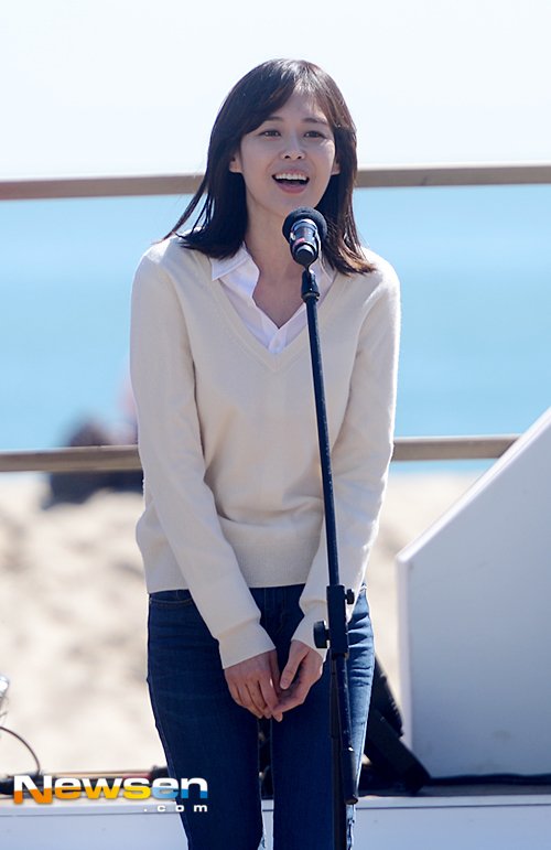 Lee Hana  Photoshoot