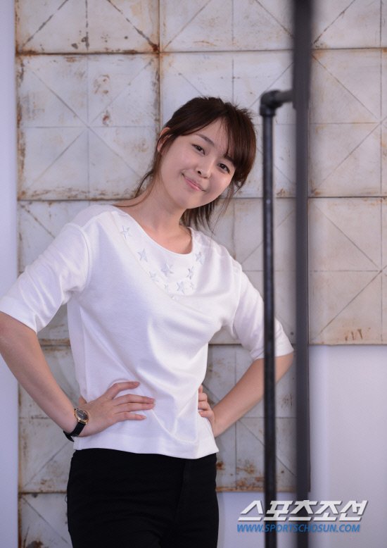 Lee Hana  Photoshoot