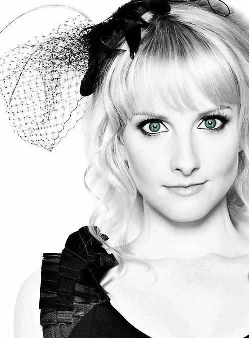 Melissa Rauch Sexy and Hottest Photos , Latest Pics