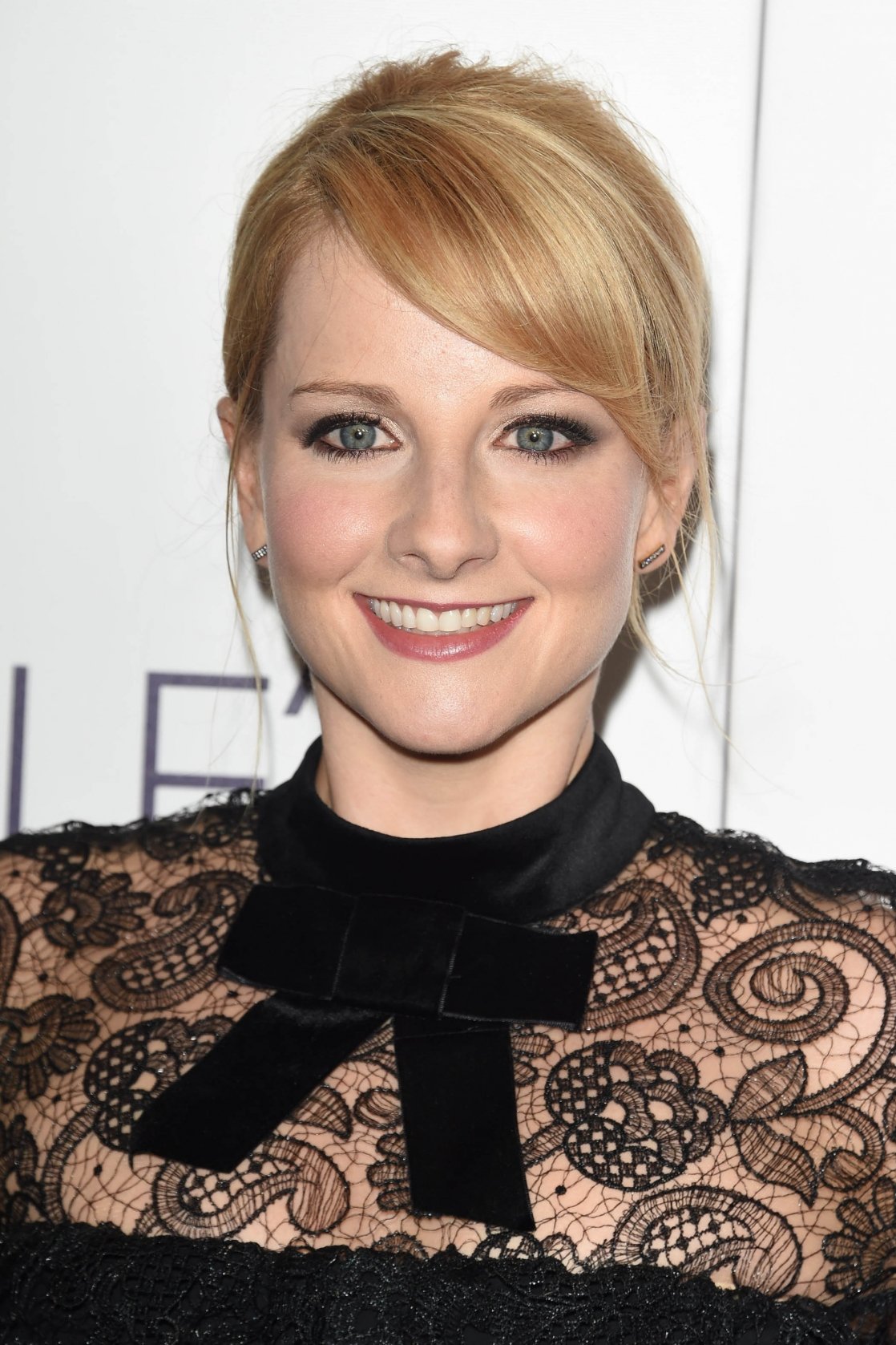 Melissa Rauch  Photoshoot
