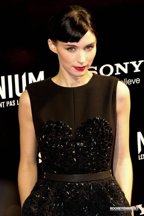 Rooney Mara Leg Photoshoot