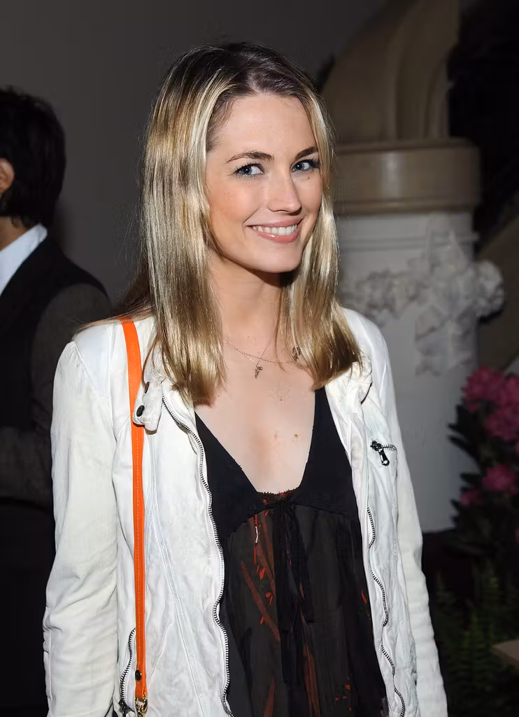 Amanda Hearst  Photoshoot