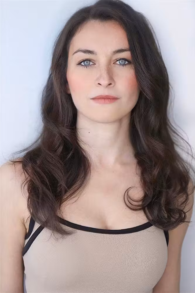 Ann Pirvu  Photoshoot