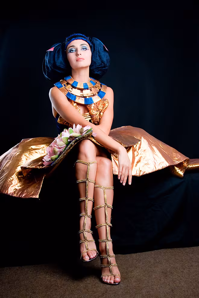 Anna Safroncik  Photoshoot