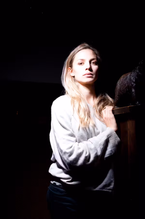 Annika Blendl  Photoshoot
