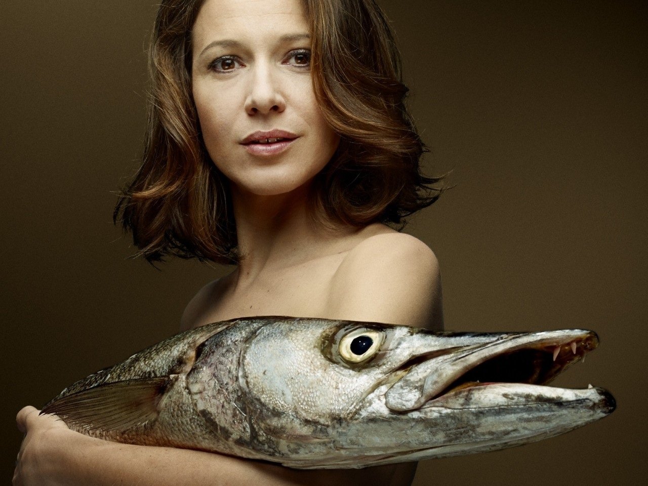 Caroline Ducey  Photoshoot