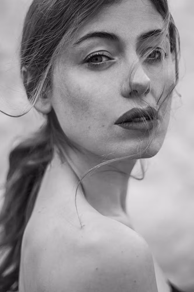 Caroline Tillette  Photoshoot