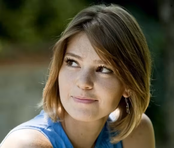 Asli Enver  Photoshoot