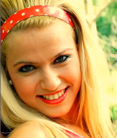 Ceyda Ates  Photoshoot