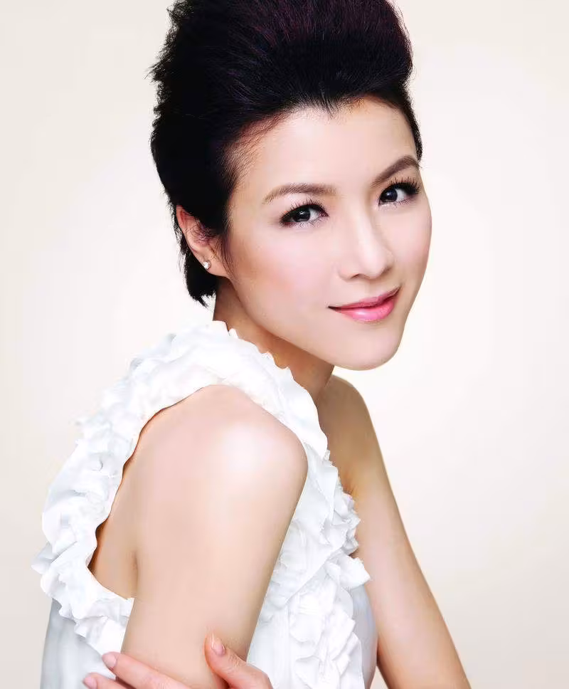 Aimee Chan  Photoshoot