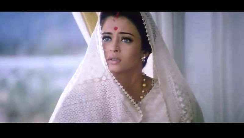 Aishwarya Rai Bachchan Sexy and Hottest Photos , Latest Pics