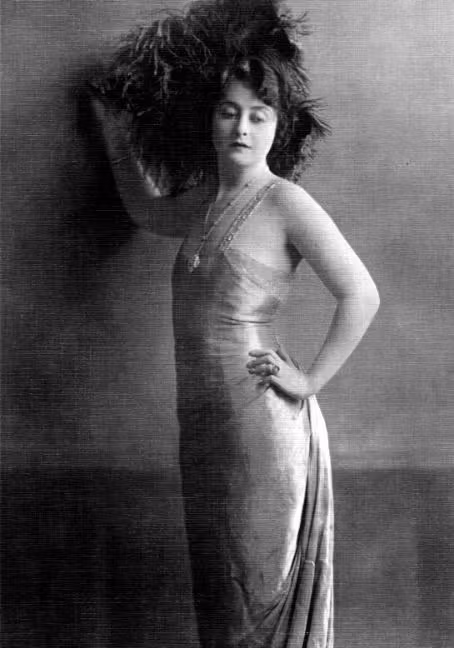 Clara Kimball Young  Photoshoot