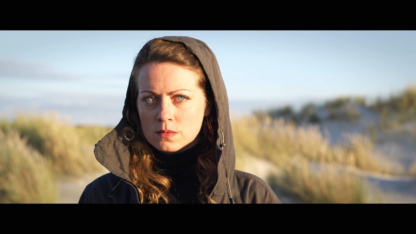 Alice Dwyer  Photoshoot