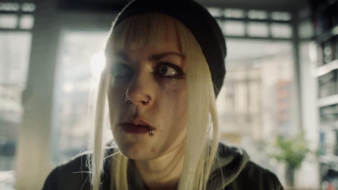 Alice Dwyer  Photoshoot