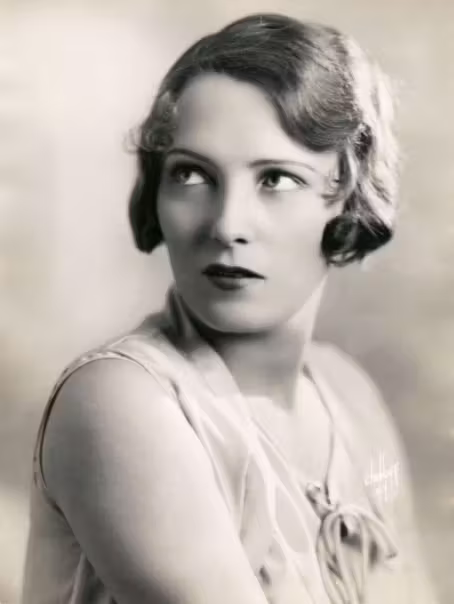 Dorothy Mackaill  Photoshoot