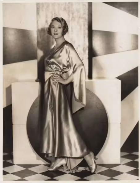 Dorothy Mackaill  Photoshoot