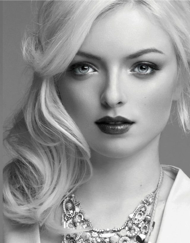 Francesca Eastwood Sexy and Hottest Photos , Latest Pics