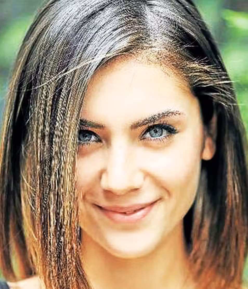 Fulya Zenginer  Photoshoot