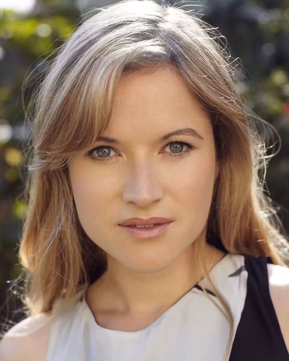 Joanne King  Photoshoot