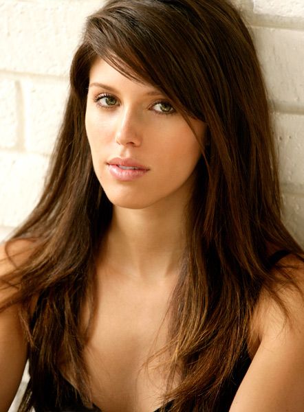 Kayla Ewell Sexy and Hottest Photos , Latest Pics