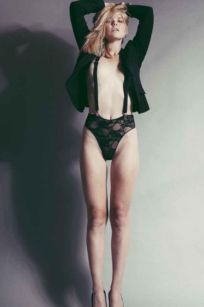Kayslee Collins  Photoshoot