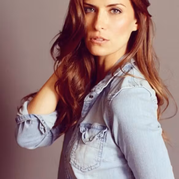 Jamie Hill Fuller  Photoshoot