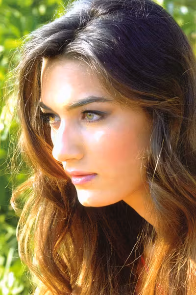 Hande Subasi  Photoshoot