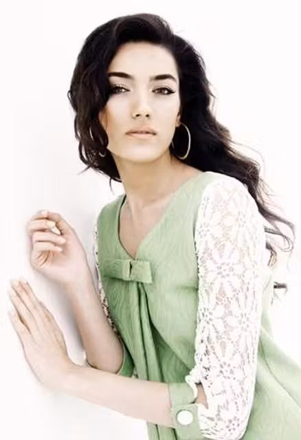 Hande Subasi  Photoshoot