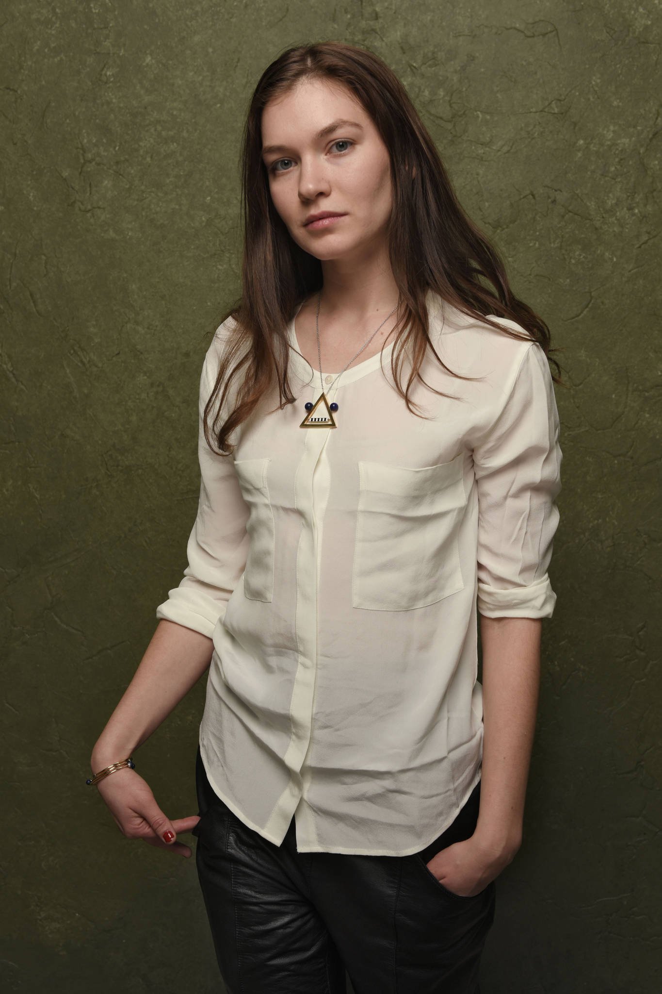 Hannah Gross  Photoshoot