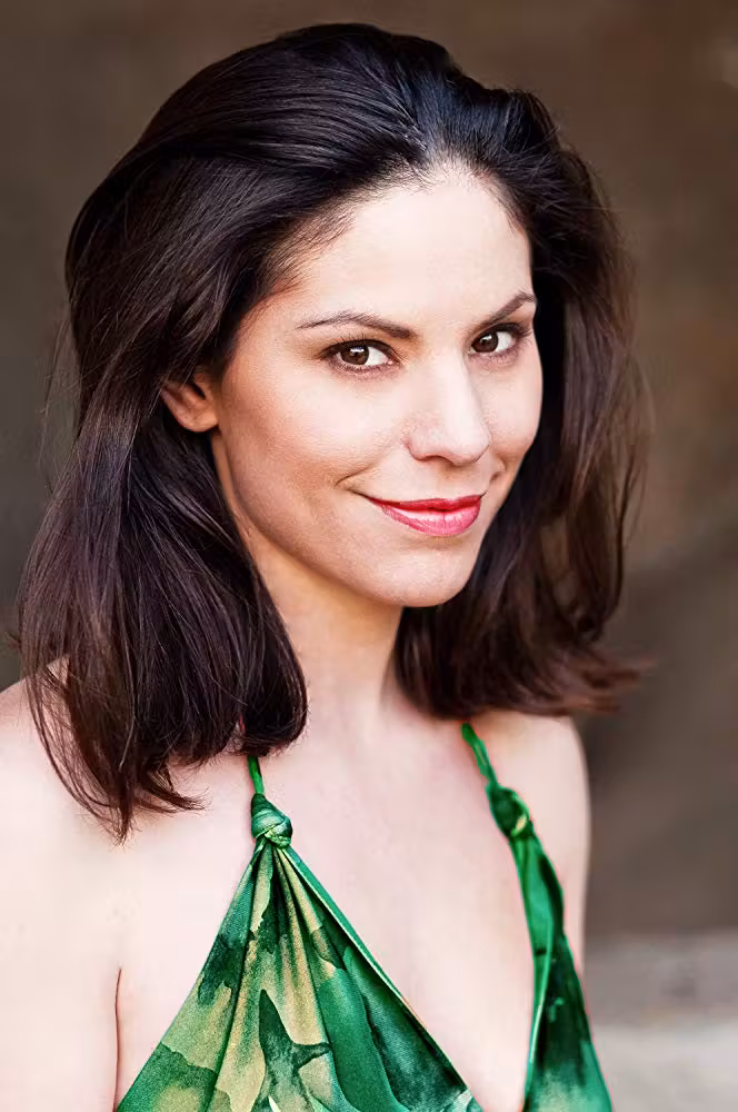 Kristin Mellian  Photoshoot