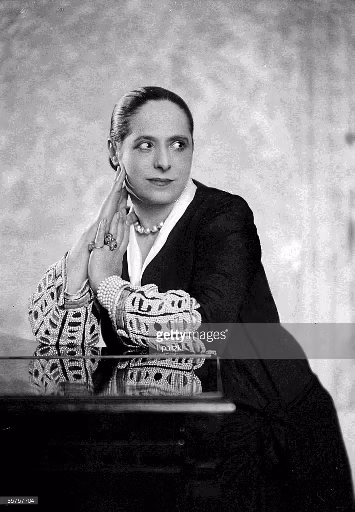 Helena Rubenstein  Photoshoot