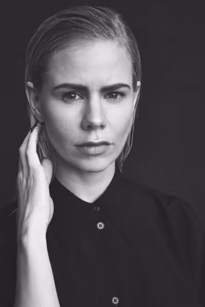 Julie Zangenberg  Photoshoot