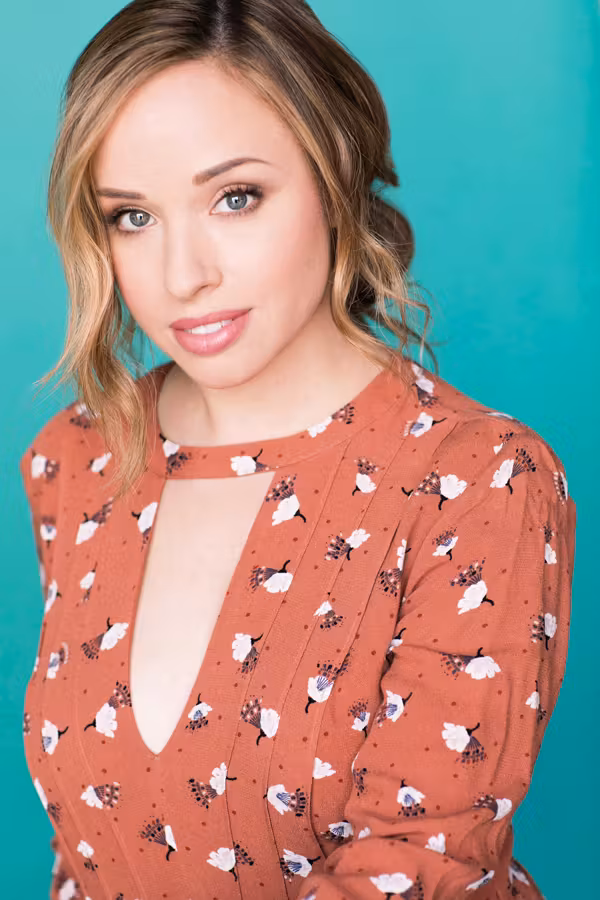 Natalie Lander  Photoshoot