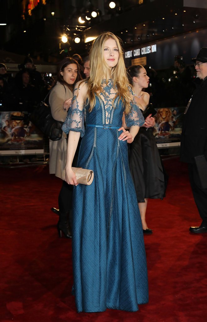 Laura Brent  Photoshoot