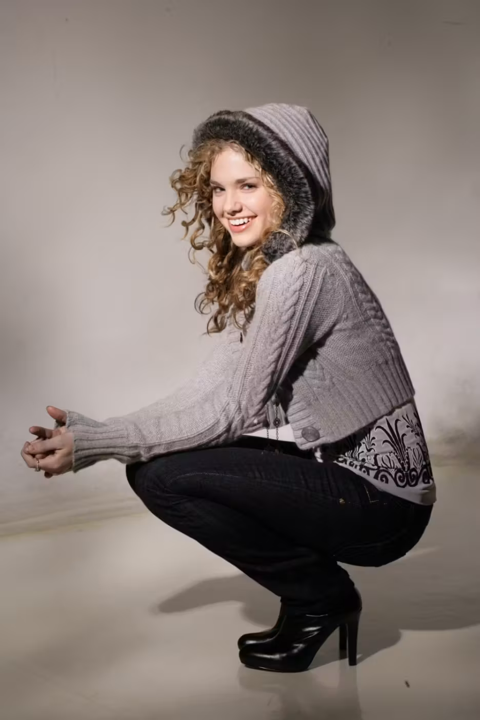 Mackenzie Mauzy  Photoshoot
