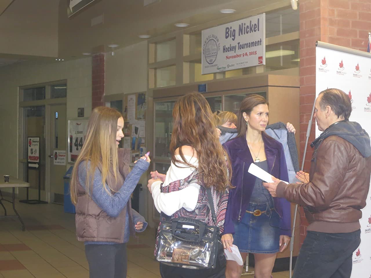 Lara Daans  Photoshoot