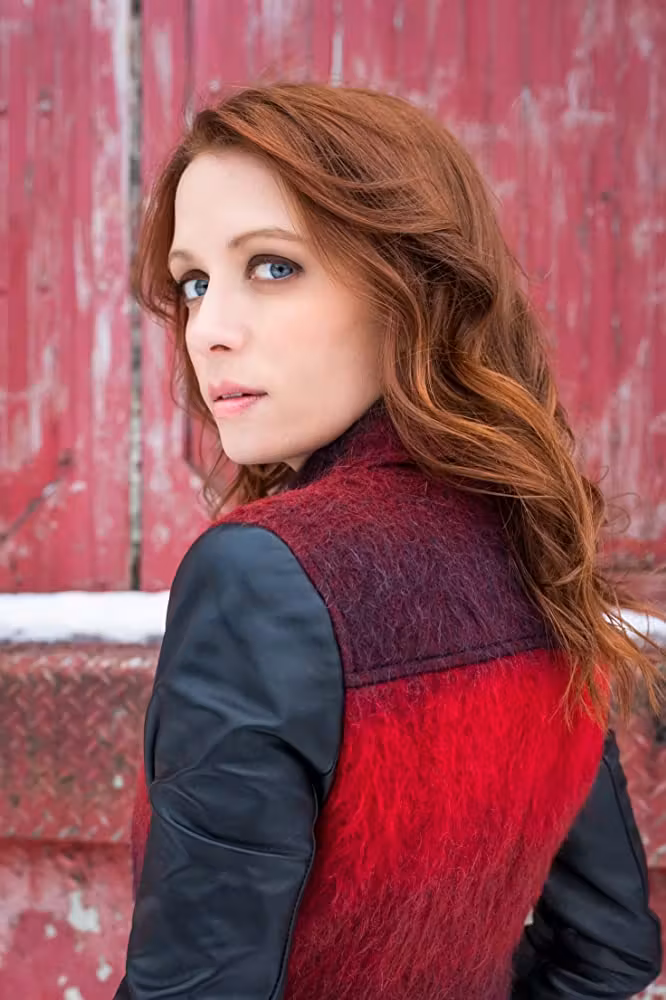 Lara Jean Chorostecki  Photoshoot