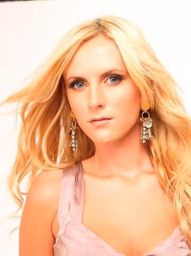 Maria Arredondo  Photoshoot