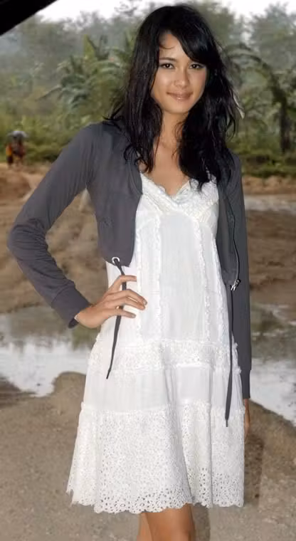 Mariana Renata  Photoshoot