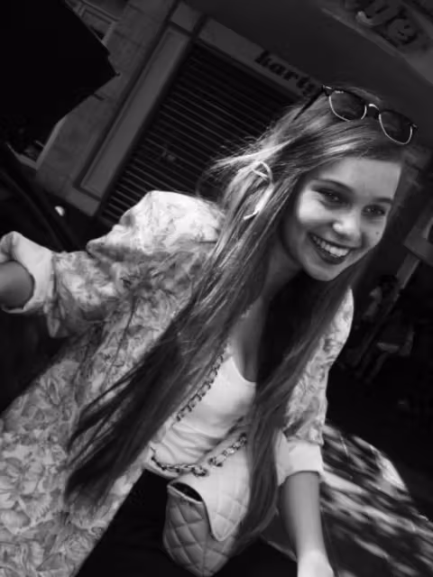 Marny Kennedy  Photoshoot