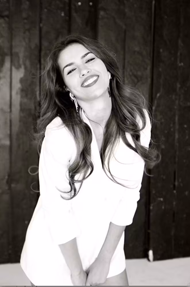 Sofia Pernas  Photoshoot