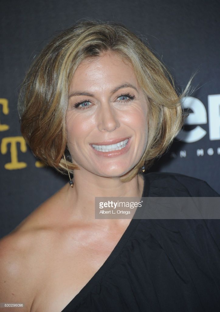 Sonya Walger Sexy and Hottest Photos , Latest Pics