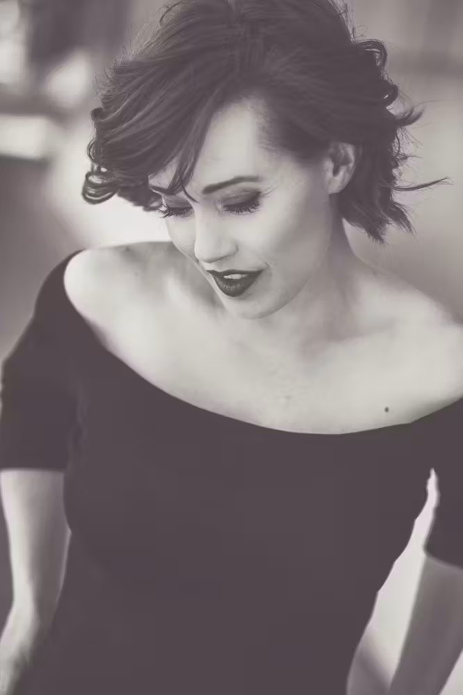 Paula Rhodes  Photoshoot