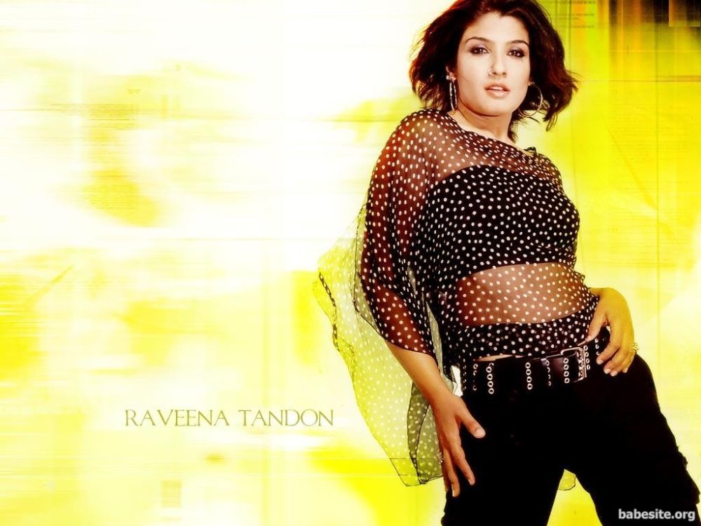 Raveena Tandon Sexy and Hottest Photos , Latest Pics