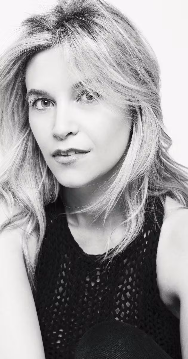 Rayisa Kondracki  Photoshoot