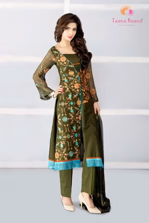 Saba Qamar  Photoshoot