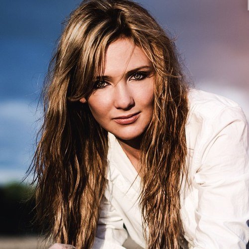 Samantha Munro  Photoshoot